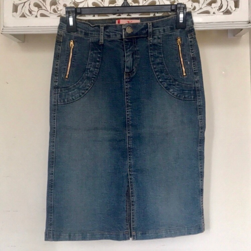 VINTAGE LVLX FRONT SLIT HIGH WAIST DENIM JEAN SKIRT WITH GOLD ZIPPER POCKETS